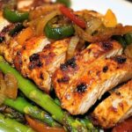 Spicy Seared Chicken with Sautéed Asparagus & Peppers
