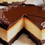 BOSTON CHOCOLATE CREAM PIE CHEESECAKE