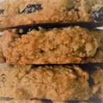 HOW TO MAKE OATMEAL COOKIES